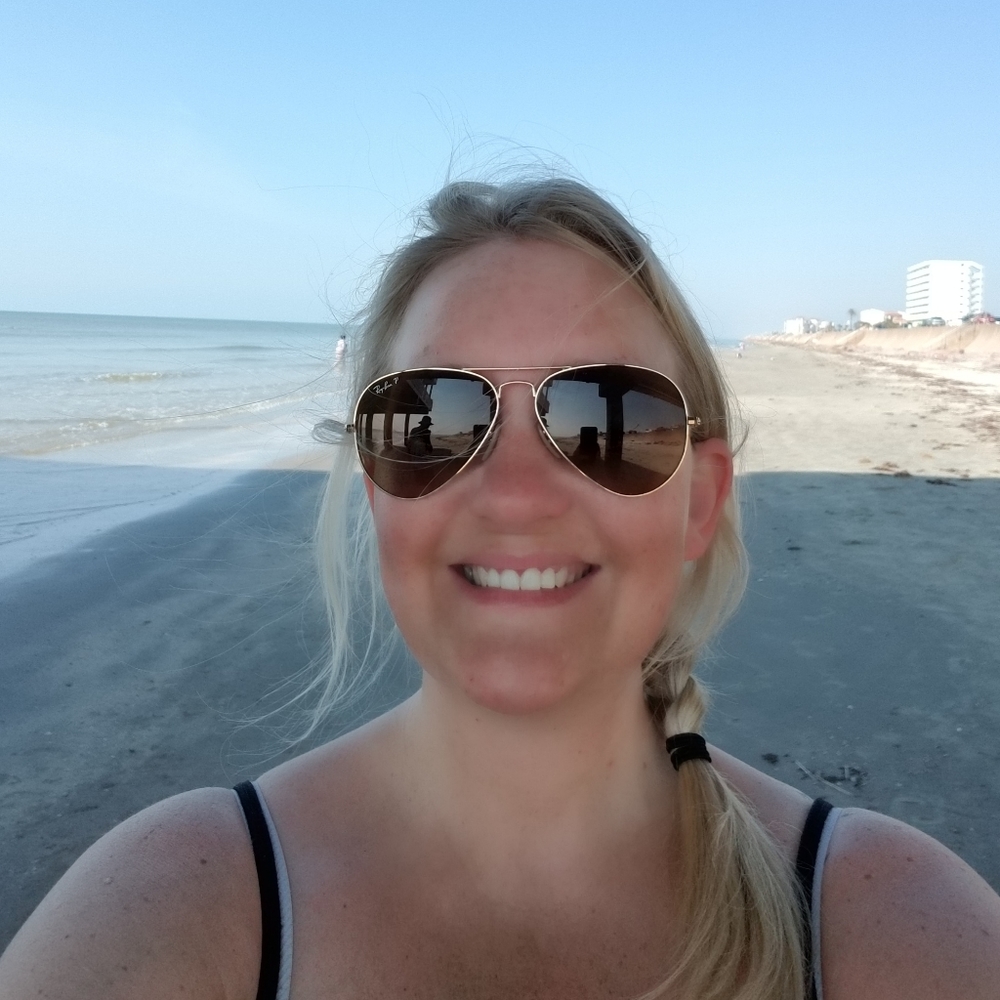 Meet your Posher, Candace